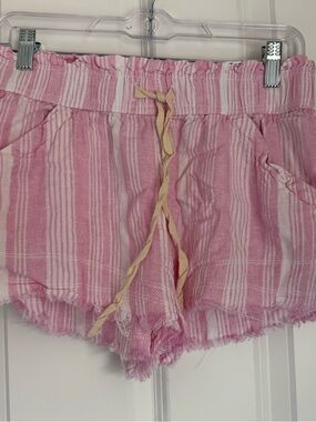 Pink Striped Faux Drawstring Linen Blend Shorts, Elastic Waist. M. Used.